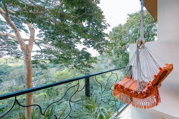 Mountain Top Park Hotel Quepos Exterior photo